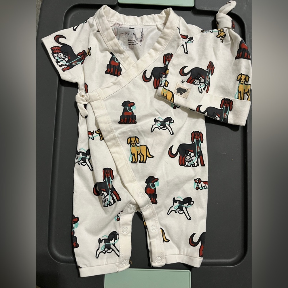 Monica + Andy kimono onesie and hat 0-3m EUC